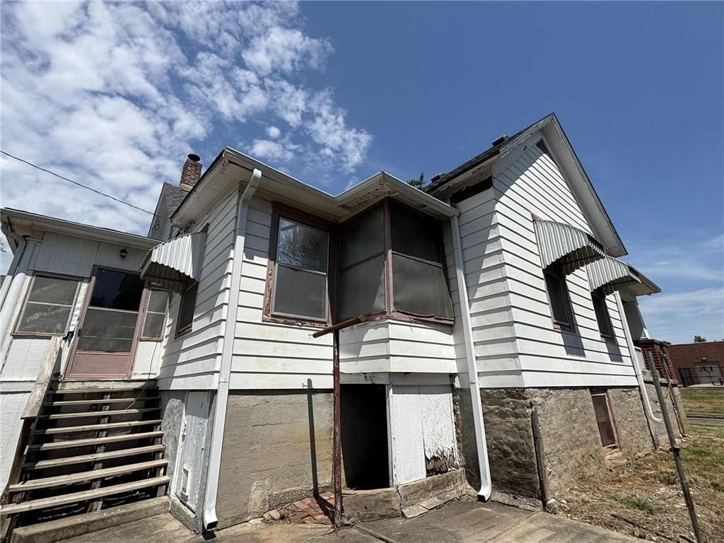 306 S Margrave Street — photo 6
