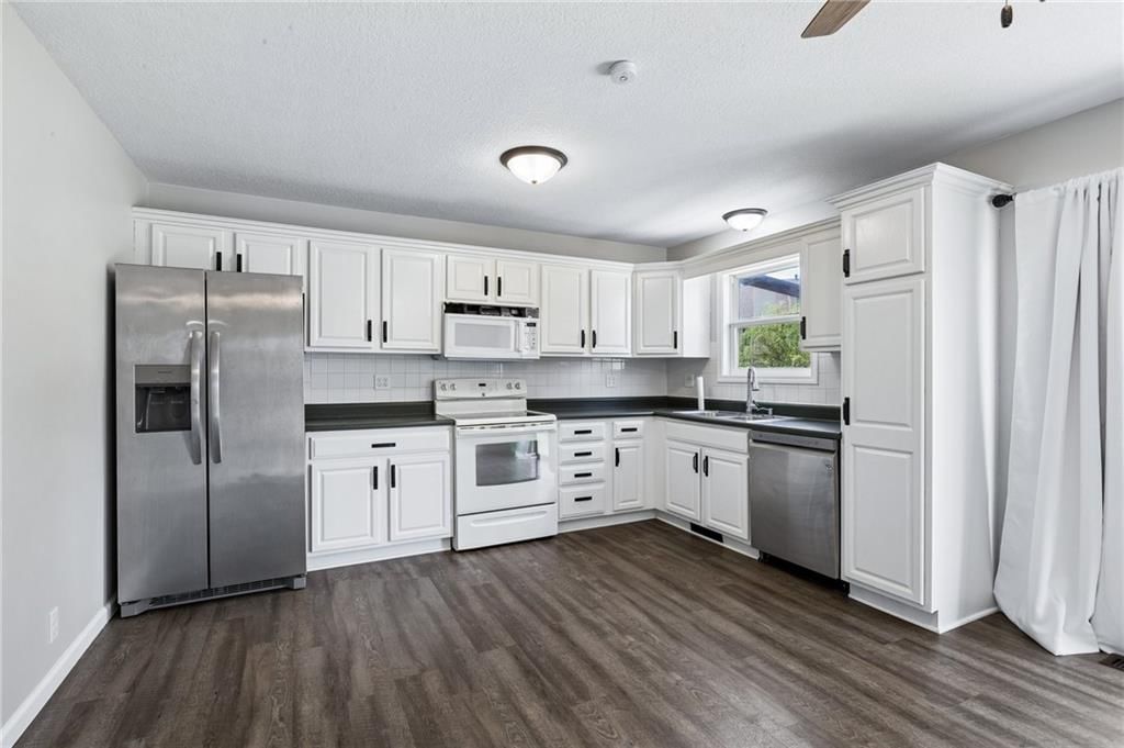 808 Pine Crest Avenue — photo 8