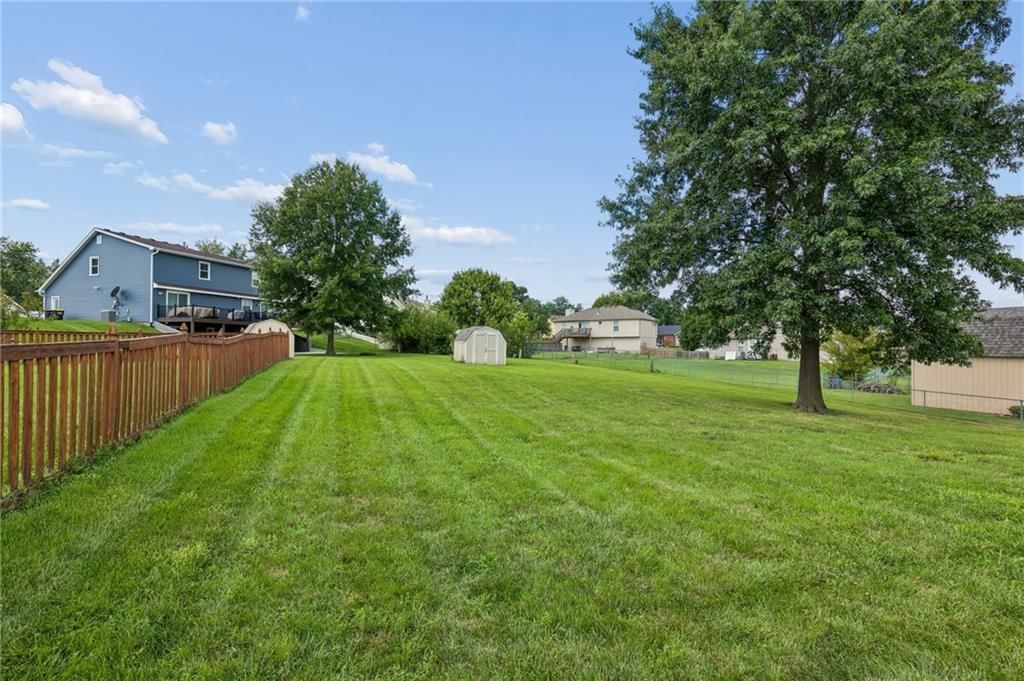 808 Pine Crest Avenue — photo 26