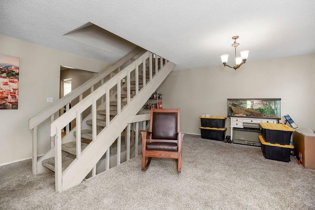 Photo 13 of 30 - 1028 NW 70th Court, Kansas City, MO 64118