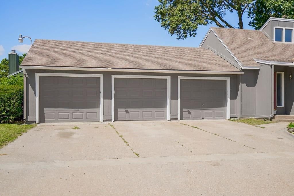 Photo 30 of 30 - 1028 NW 70th Court, Kansas City, MO 64118