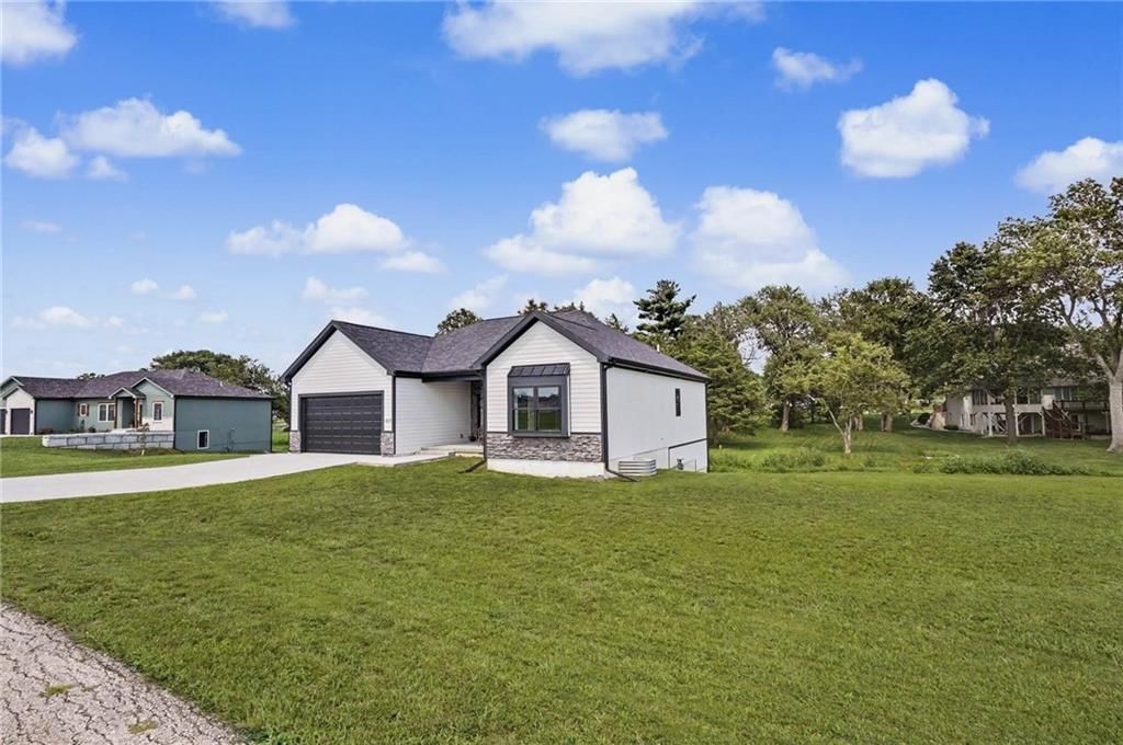 1613 S Ash Court — photo 4