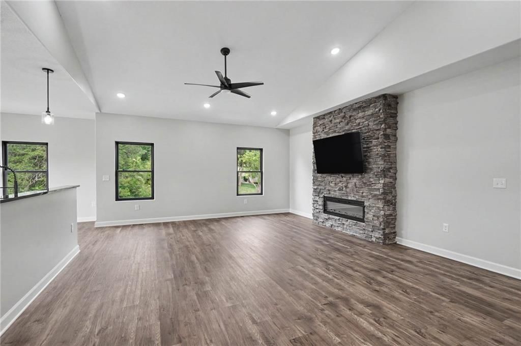 1613 S Ash Court — photo 8