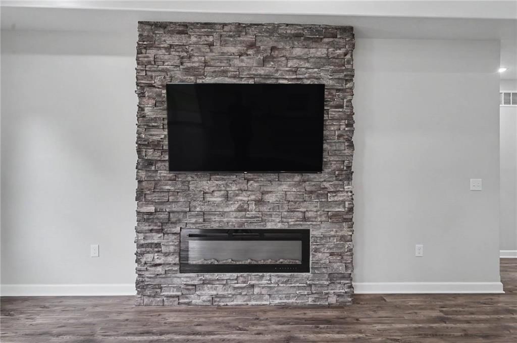 1613 S Ash Court — photo 9