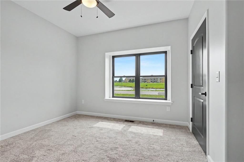 1613 S Ash Court — photo 31