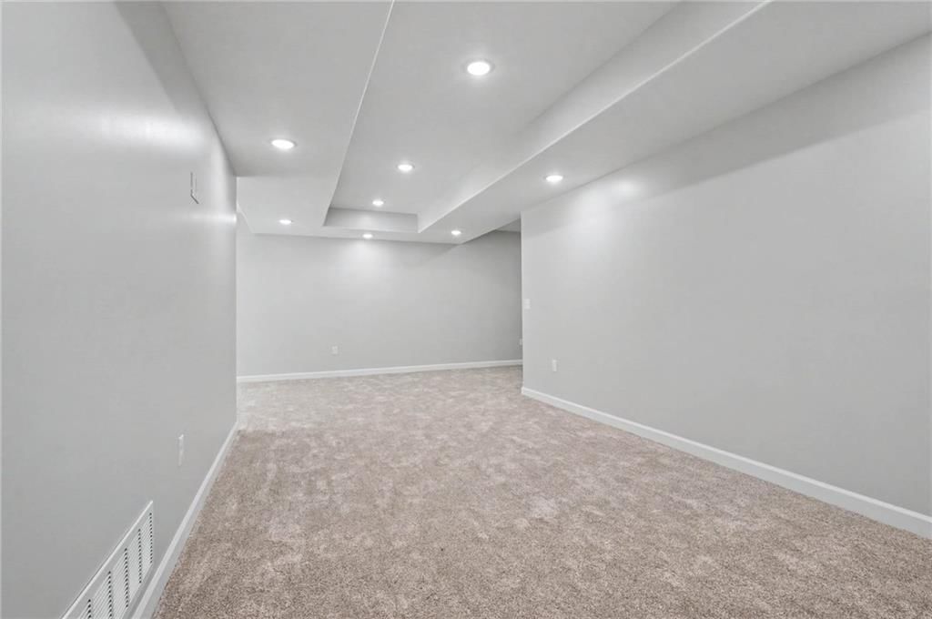 1613 S Ash Court — photo 36