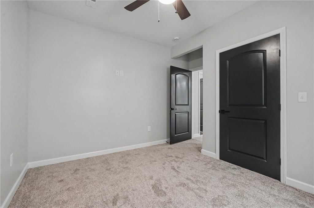 1613 S Ash Court — photo 44