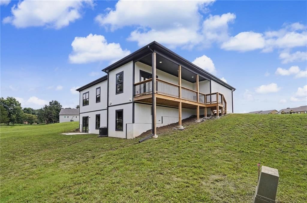1613 S Ash Court — photo 48