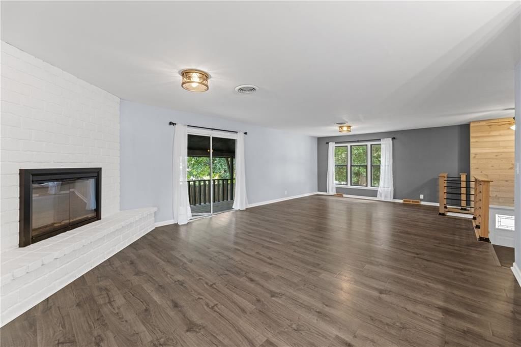 7302 N Woodland Avenue — photo 5