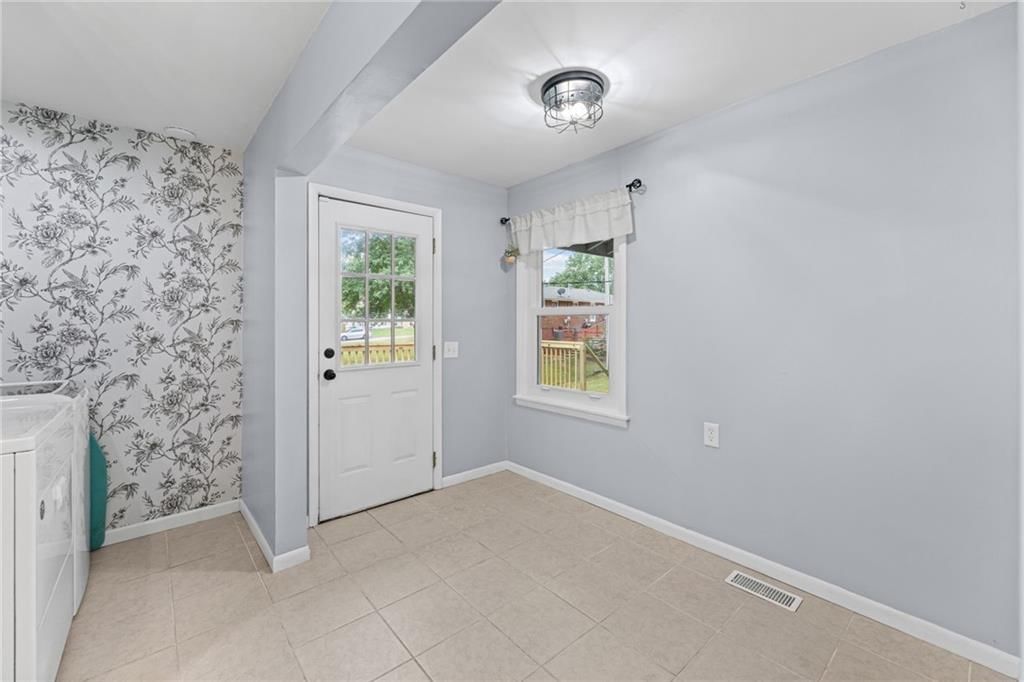 7302 N Woodland Avenue — photo 11