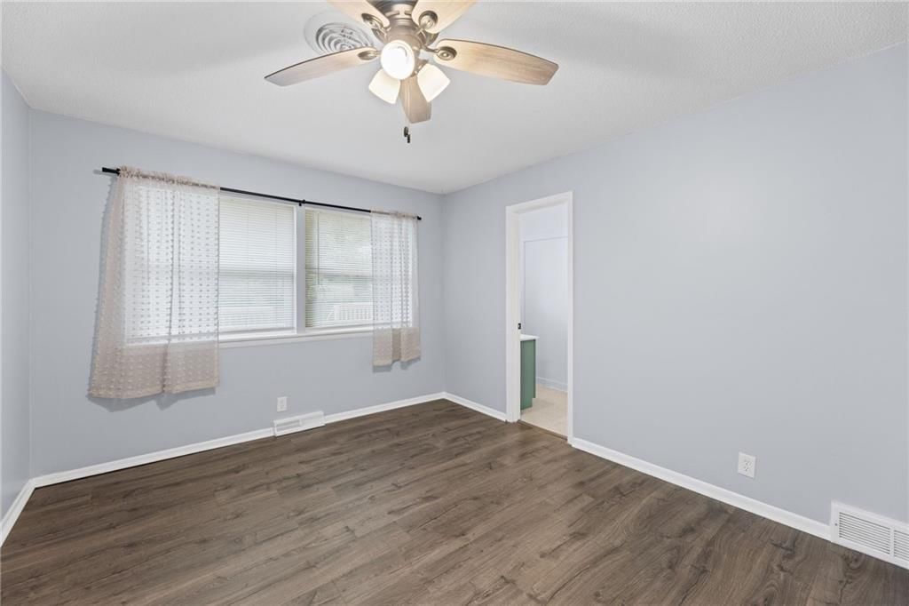 7302 N Woodland Avenue — photo 18