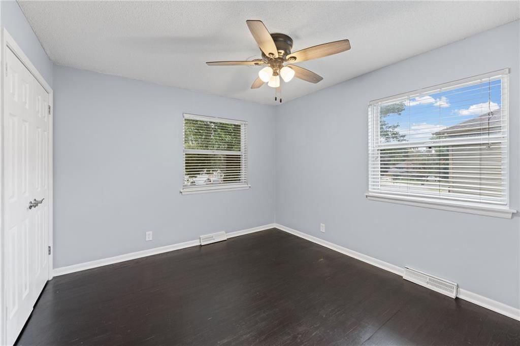 7302 N Woodland Avenue — photo 26
