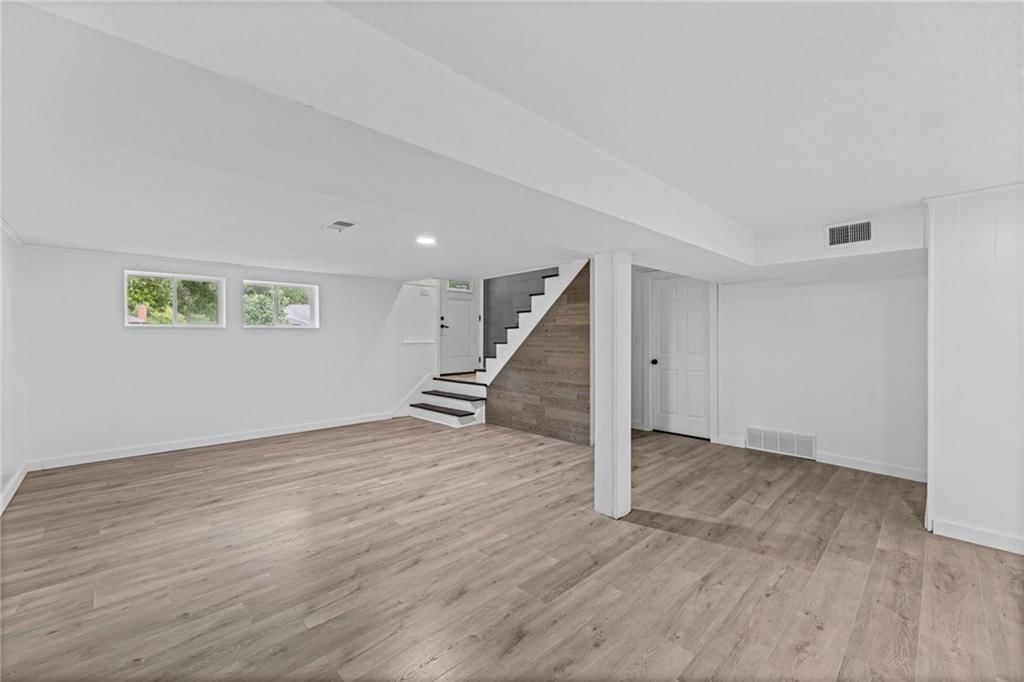 7302 N Woodland Avenue — photo 29