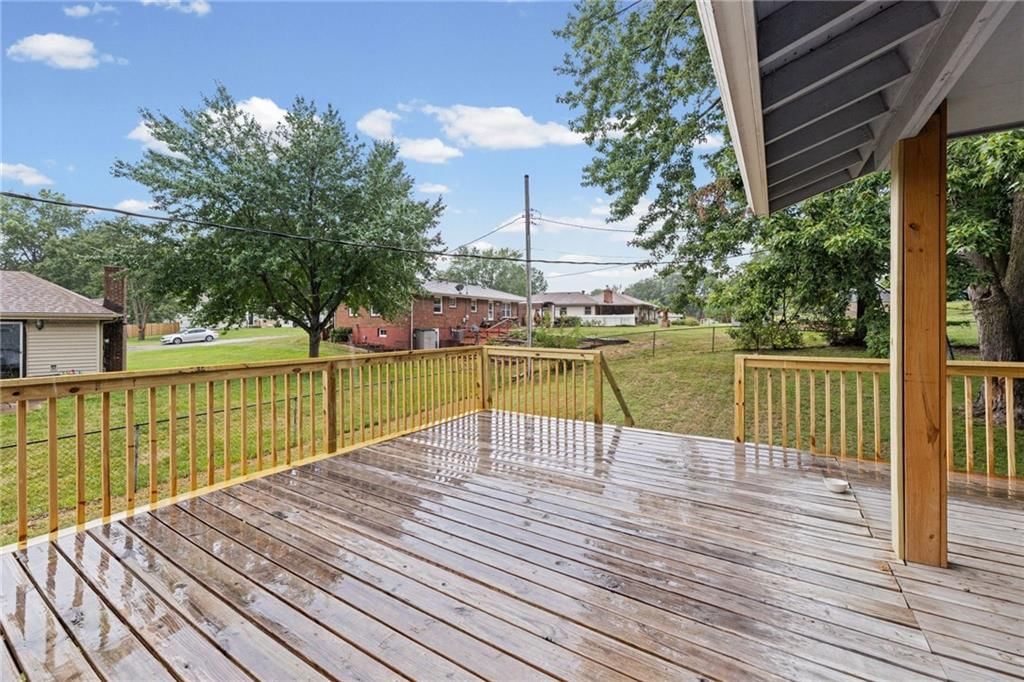 7302 N Woodland Avenue — photo 32