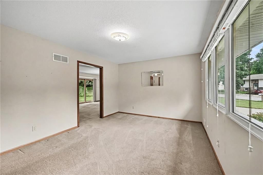 708 Melrose Street — photo 6