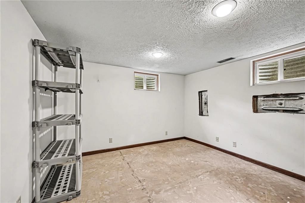 708 Melrose Street — photo 19