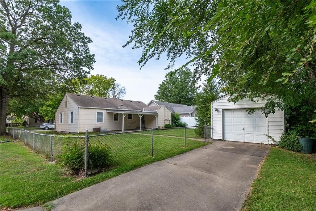 Photo 20 of 22 - 1444 E 24th Avenue, North Kansas City, MO 64116