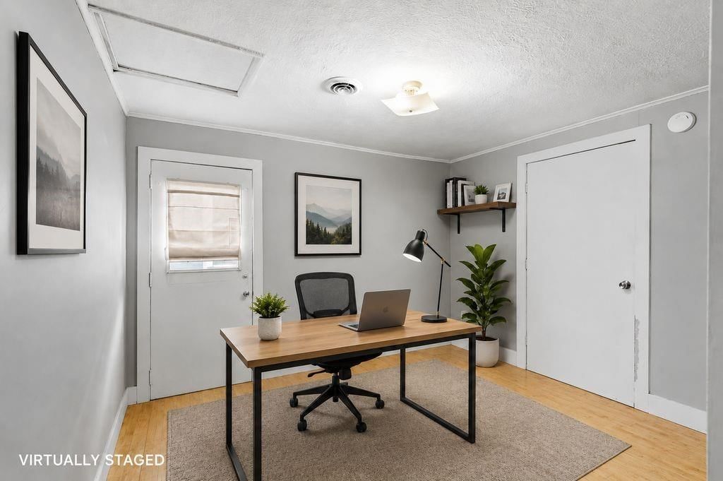 Photo 8 of 22 - 1444 E 24th Avenue, North Kansas City, MO 64116