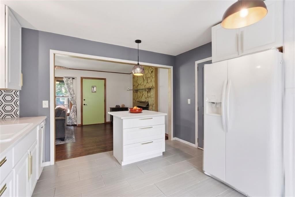 8725 Larsen Street — photo 12