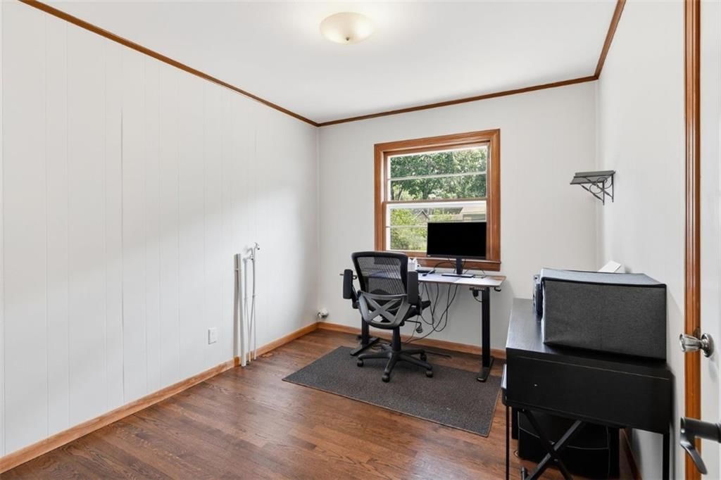 8725 Larsen Street — photo 19