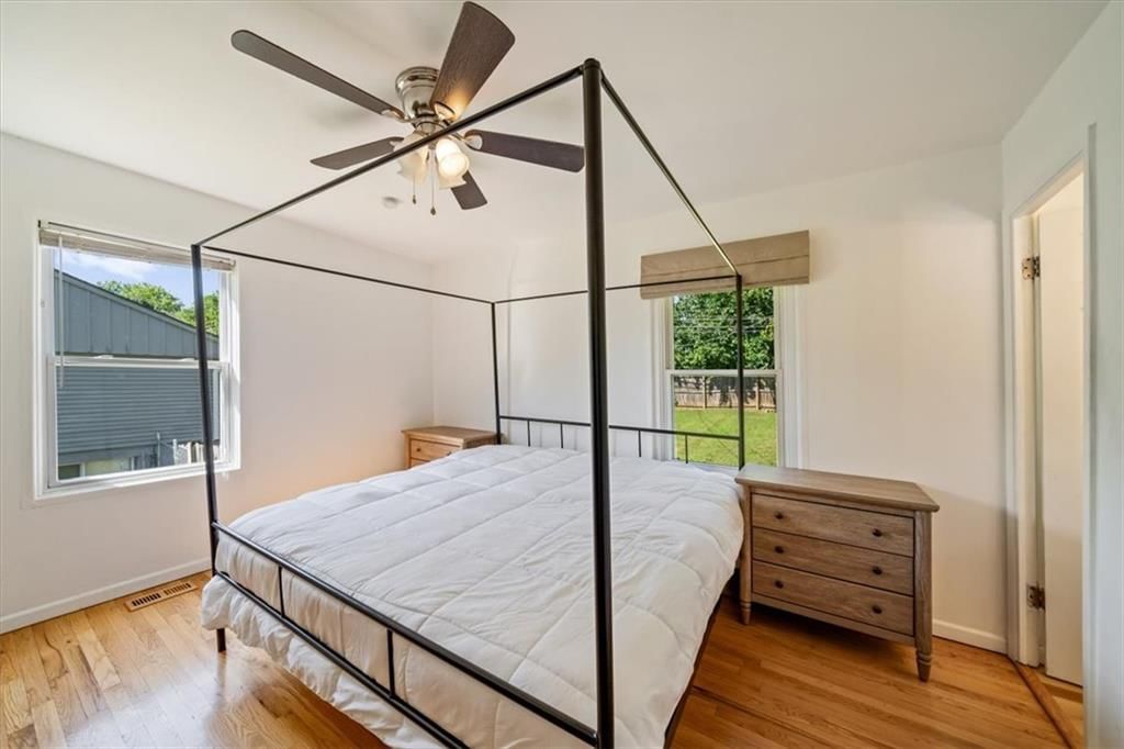 Photo 14 of 27 - 8506 E 91st Street, Kansas City, MO 64138