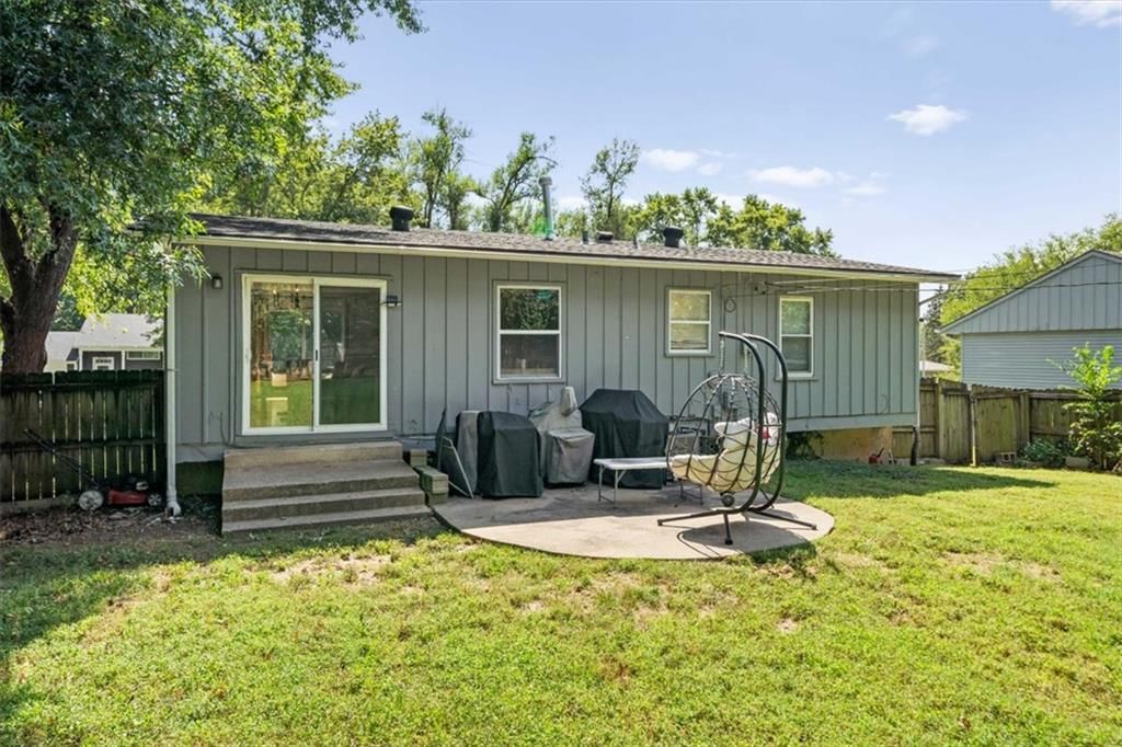 Photo 27 of 27 - 8506 E 91st Street, Kansas City, MO 64138