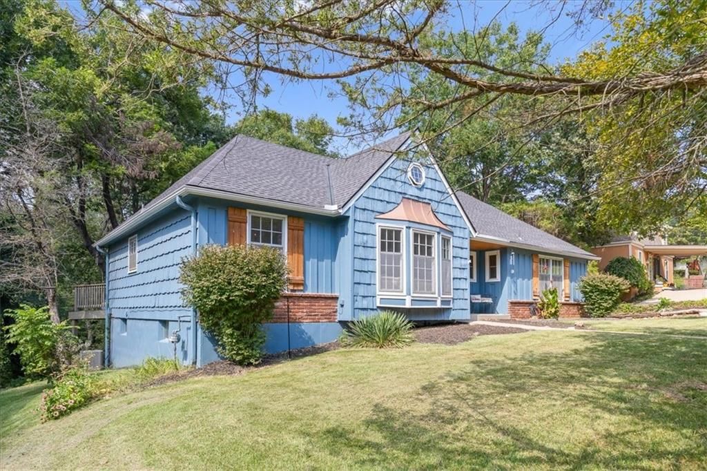 1308 E 97 Terrace, Kansas City, MO