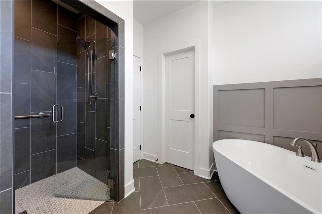 17404 Gillette Street — photo 17