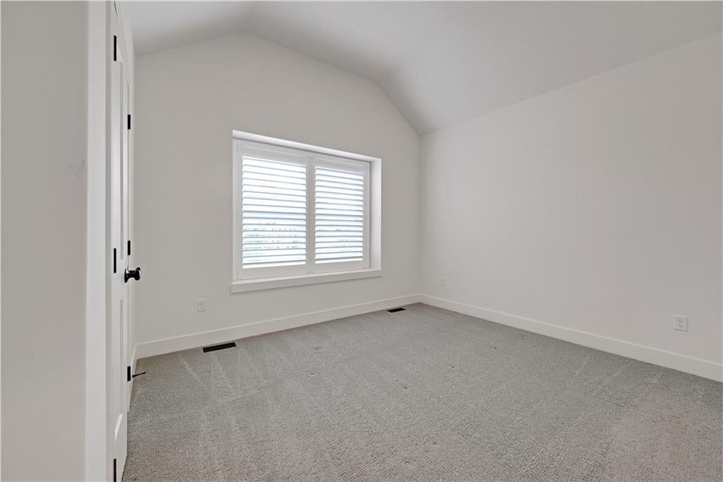 17404 Gillette Street — photo 27