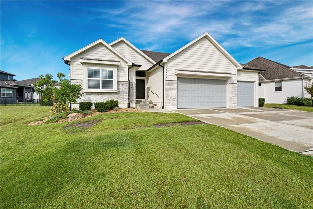 17404 Gillette Street — photo 36
