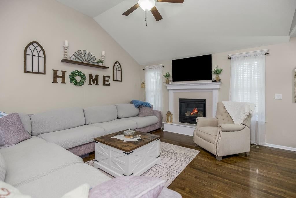 10915 N Skiles Court — photo 3