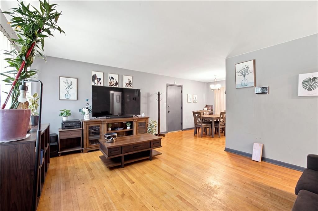 11403 Jackson Avenue — photo 5