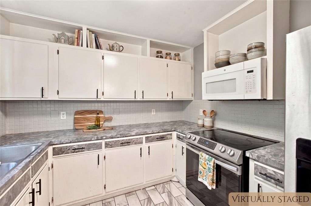 11403 Jackson Avenue — photo 13