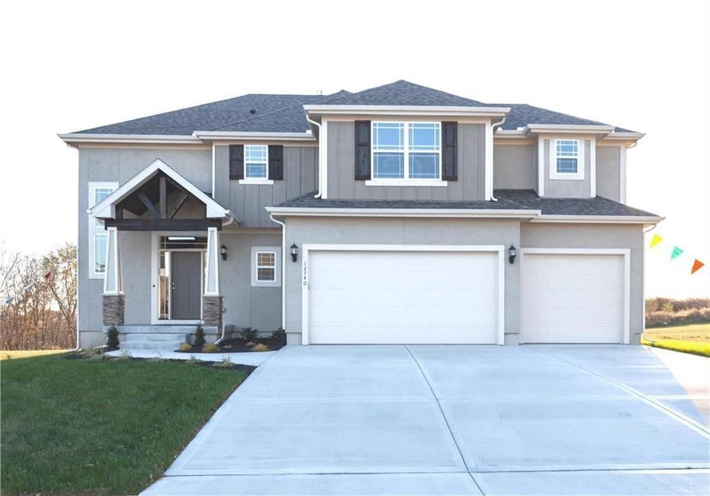 12740 N Imperial Drive, Platte City, MO