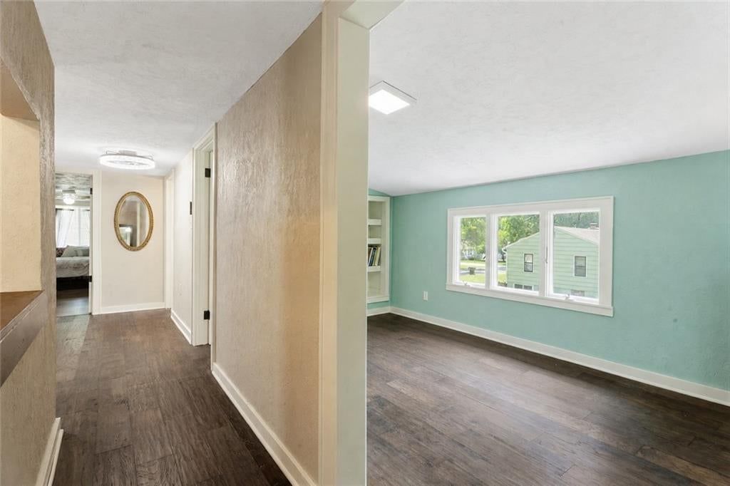 Photo 26 of 45 - 5812 Elm Avenue, Kansas City, MO 64133