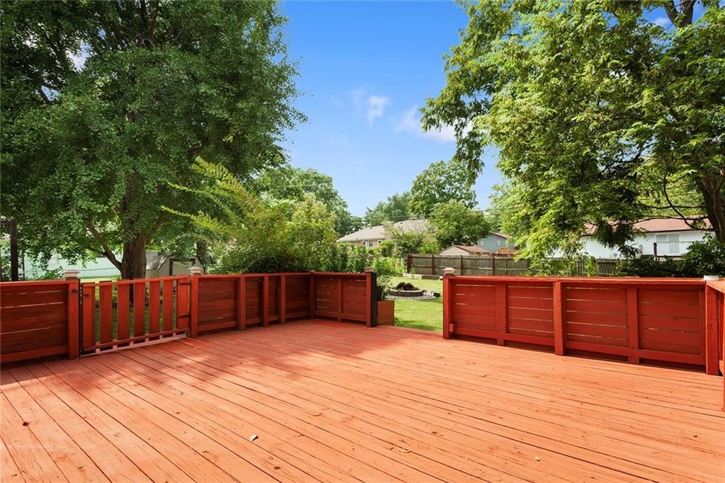 Photo 39 of 45 - 5812 Elm Avenue, Kansas City, MO 64133