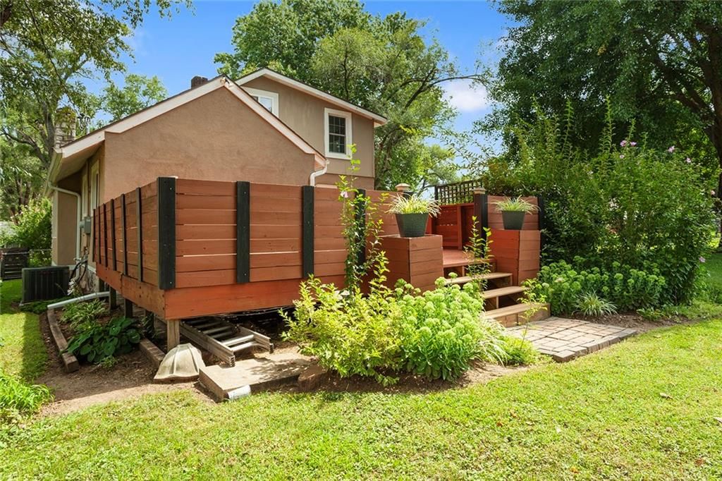 Photo 40 of 45 - 5812 Elm Avenue, Kansas City, MO 64133