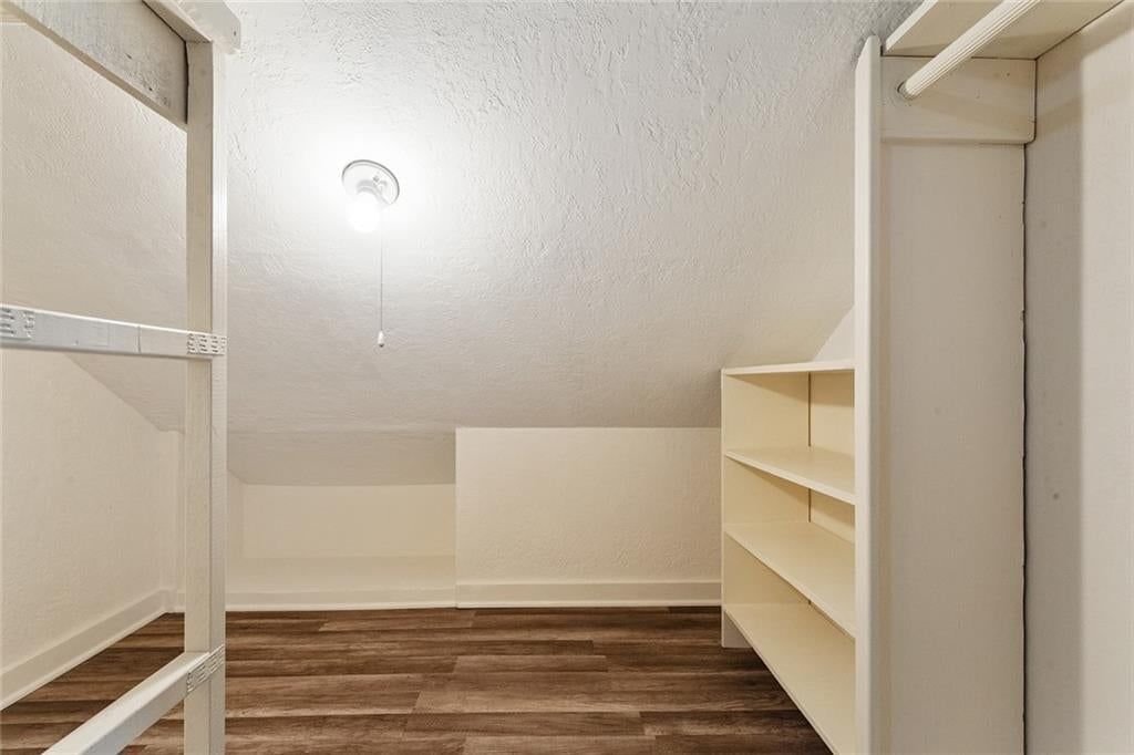 Photo 32 of 45 - 5812 Elm Avenue, Kansas City, MO 64133