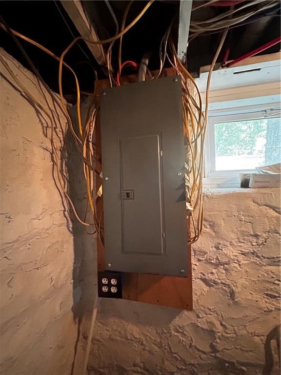 Photo 42 of 45 - 5812 Elm Avenue, Kansas City, MO 64133