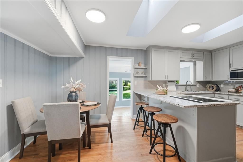 5509 W 70th Terrace — photo 9