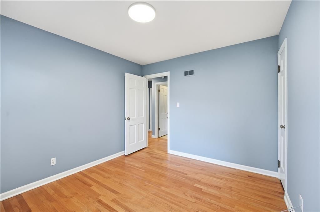 5509 W 70th Terrace — photo 26