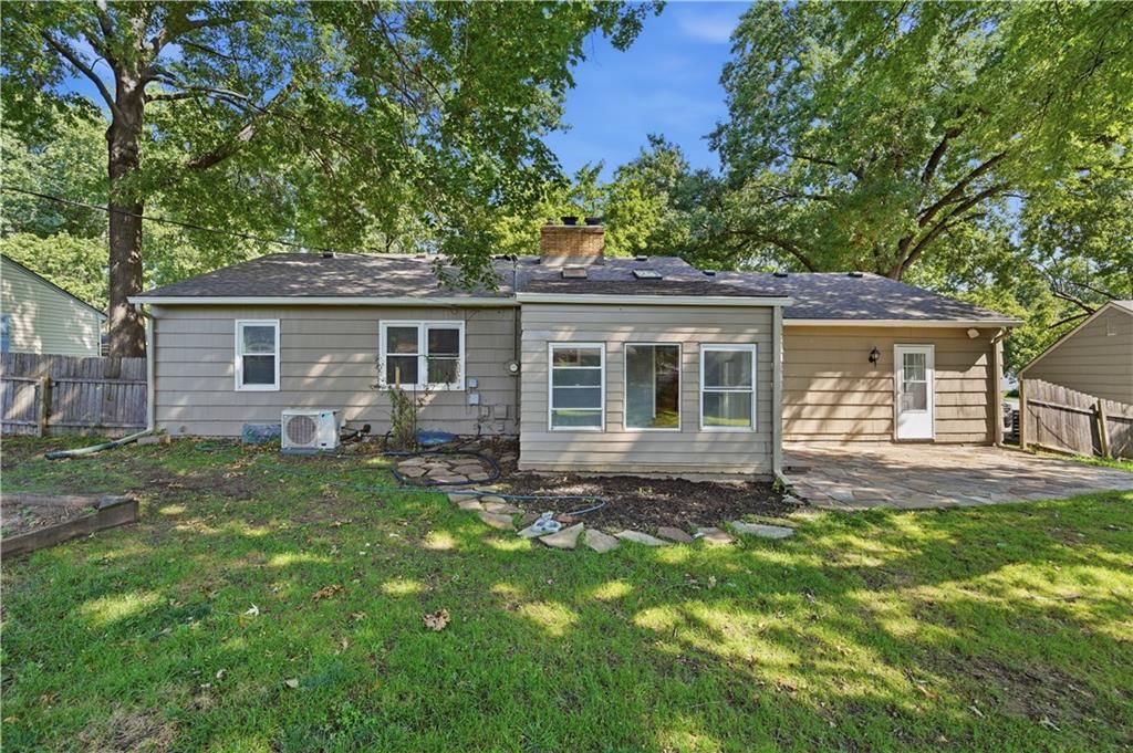 5509 W 70th Terrace — photo 38