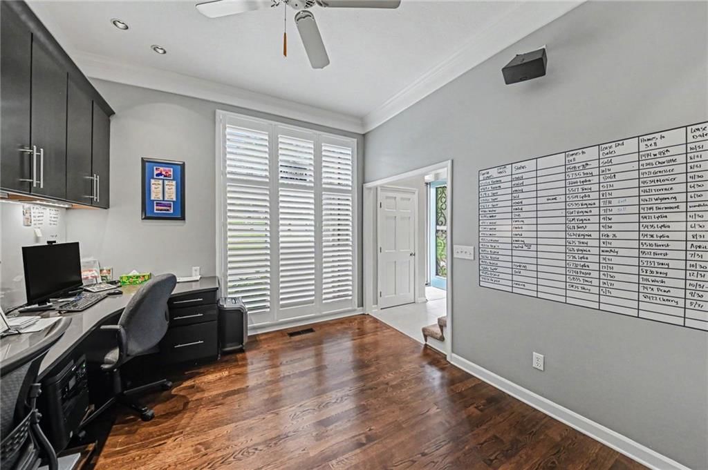 3901 W 121st Terrace — photo 9