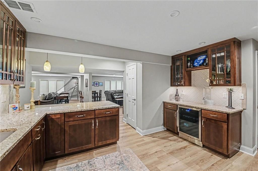 3901 W 121st Terrace — photo 42