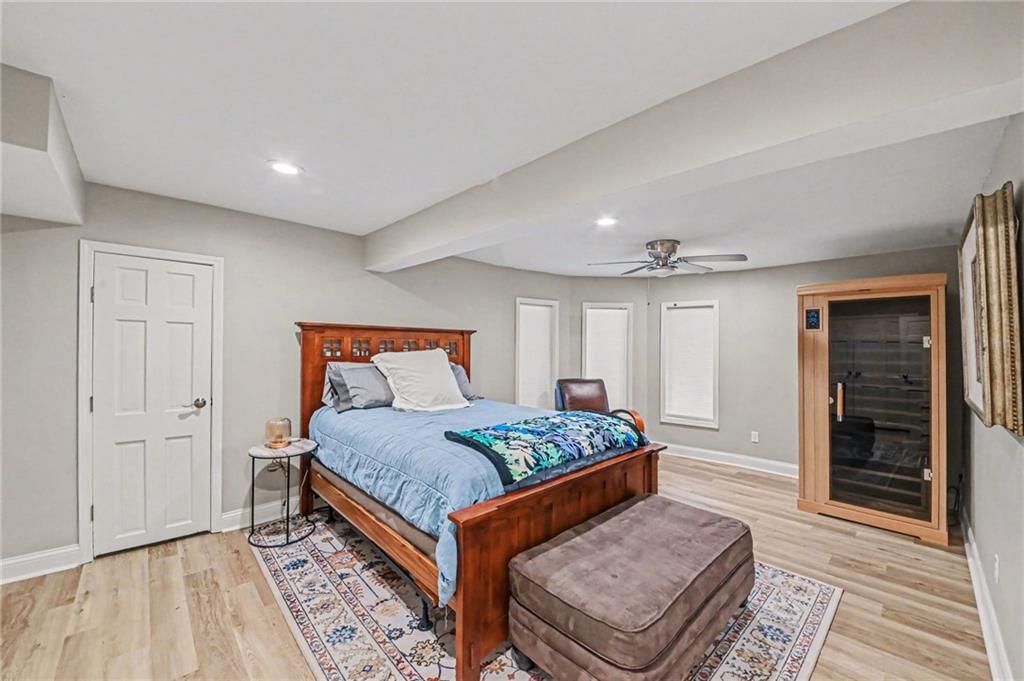 3901 W 121st Terrace — photo 45