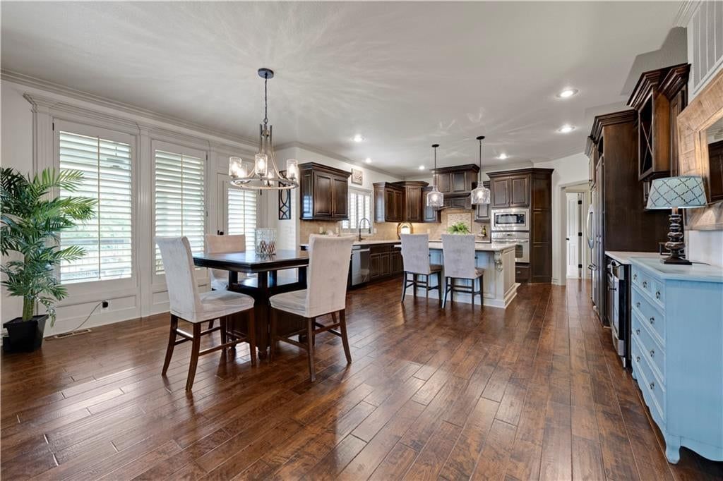 15209 King Street — photo 16