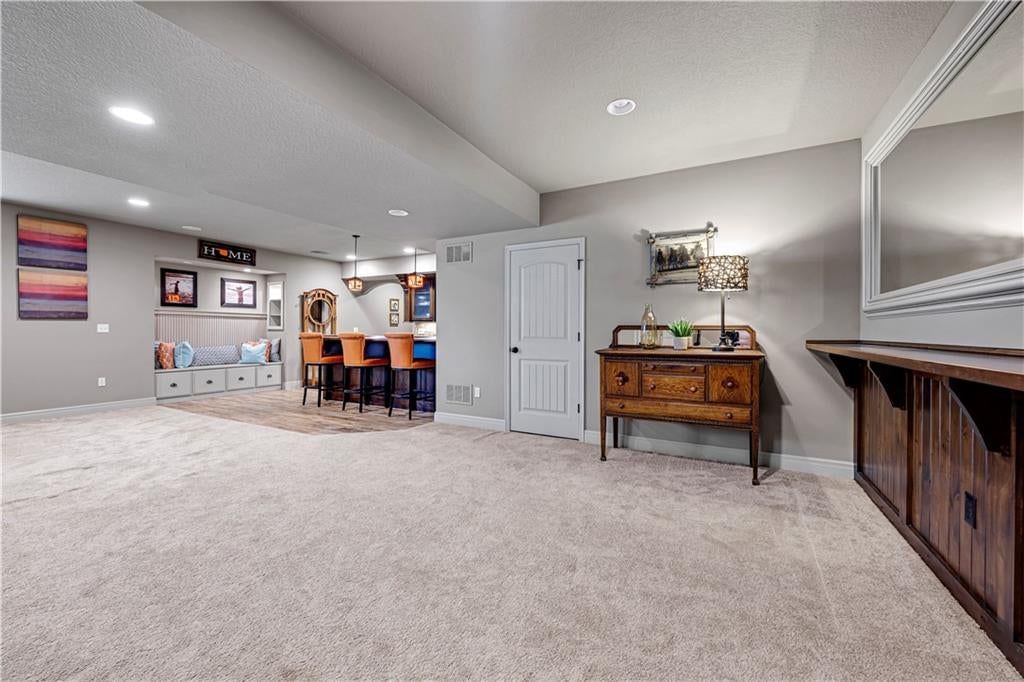 15209 King Street — photo 31