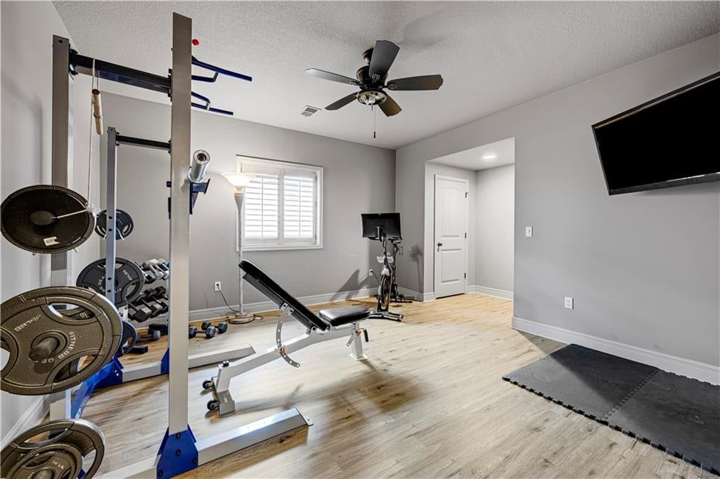 15209 King Street — photo 36