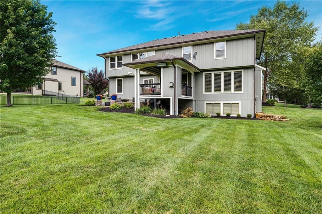 15209 King Street — photo 40