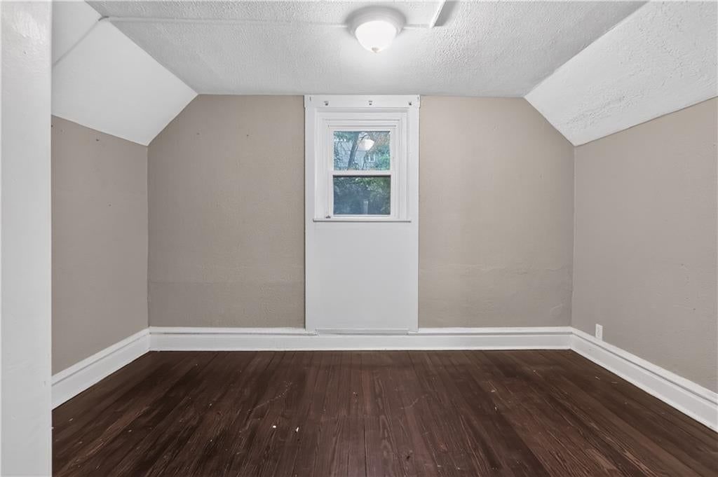 5026 The Paseo Boulevard — photo 11